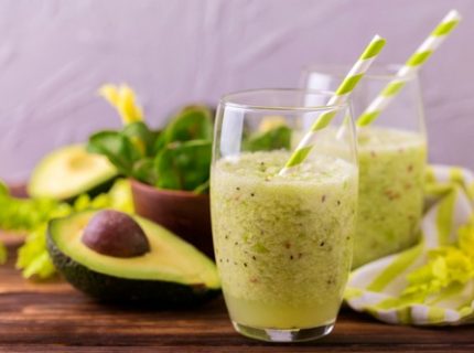 grüner kombucha smoothie rezept avocado