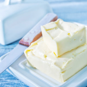 Butter, Kefir in Alltagsrezepten verwenden - So einfach geht's! fairment, fermentieren, fermentation, kombucha, kefir, kaufen, milchkefir, wasserkefir, scoby, kraut, sauerkraut, gurken