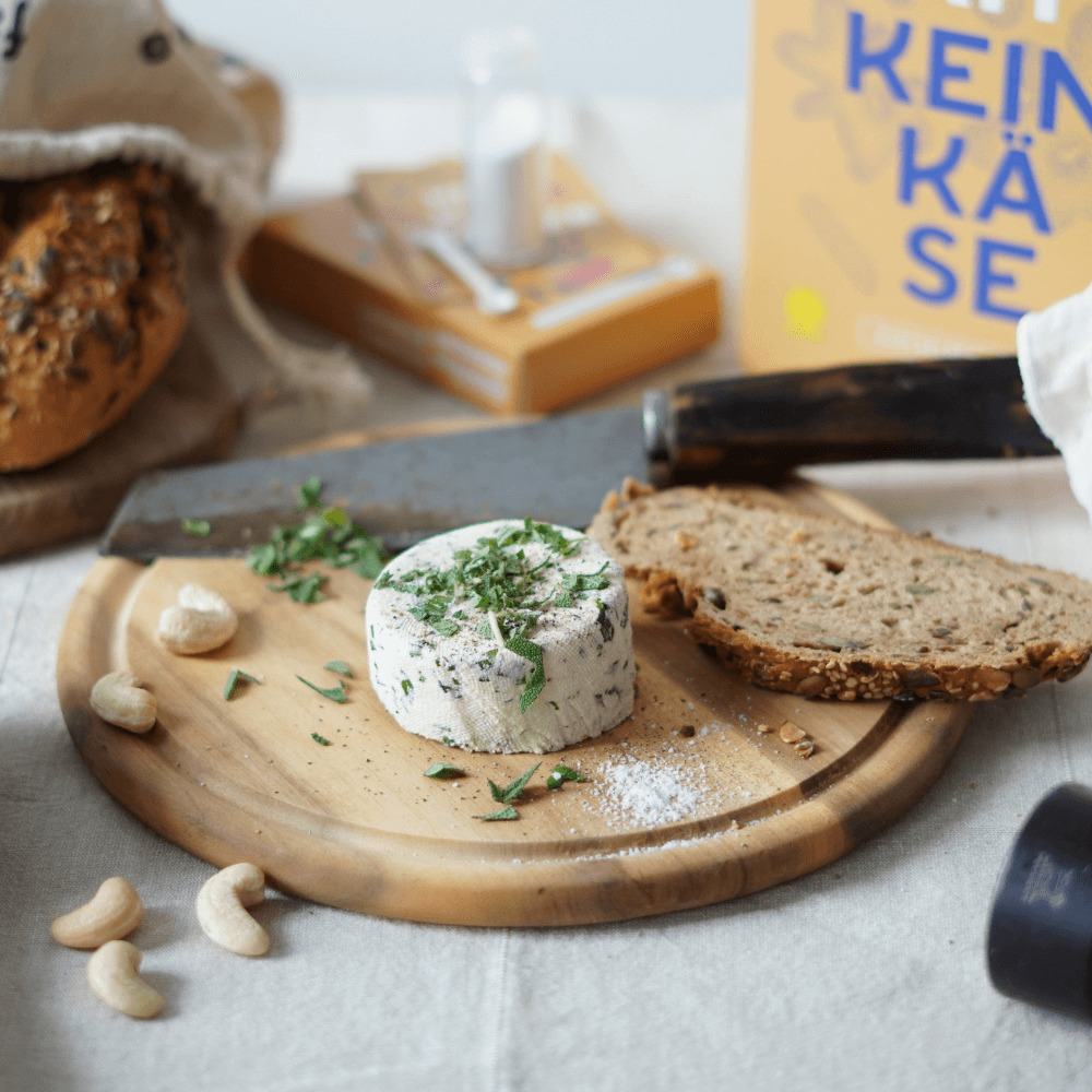 Was ist gesünder normaler Käse oder Veganer Käse?